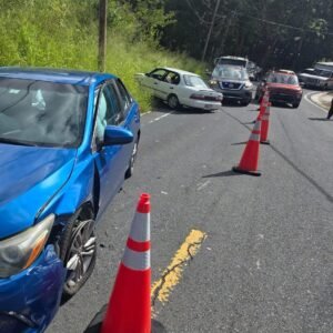 FUERTE IMPACTO EN MOCA: Dos Personas Terminan en el HOSPITAL Tras Accidente de Tránsito